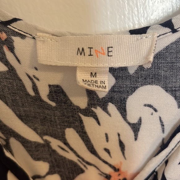 MINE. Floral sundress. - Picture 4 of 4